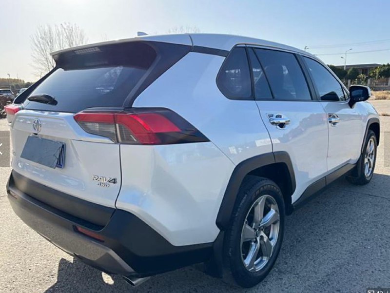 Toyota RAV4 2021