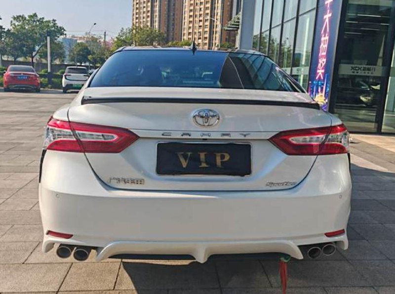 Toyota Camry 2021
