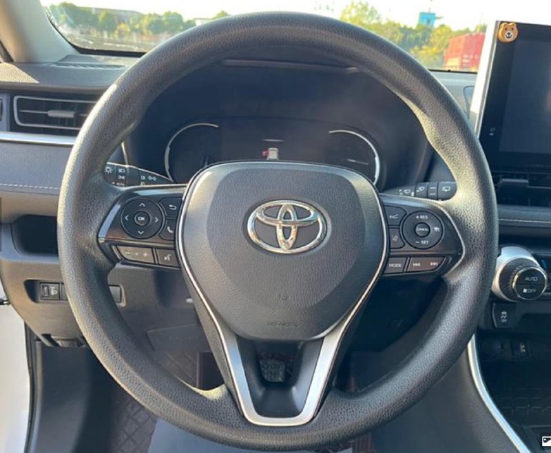 Toyota RAV4 2021