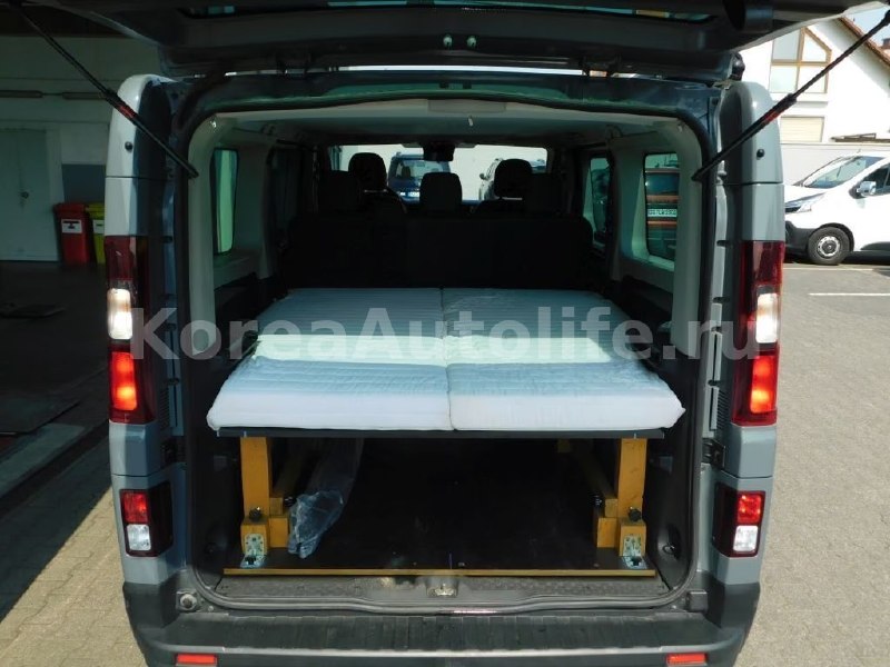 Renault Trafic III Grand 2022