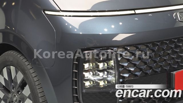Hyundai Staria 4WD Lounge 9-Seater 2023