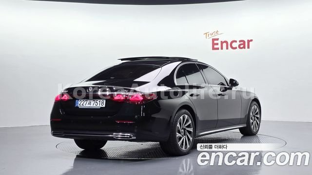 Mercedes-Benz E-класс W214 E300 4MATIC 2025