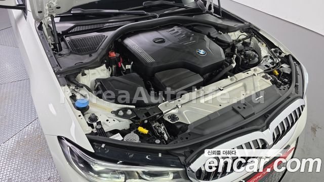BMW 3 серия G20 320i 2022