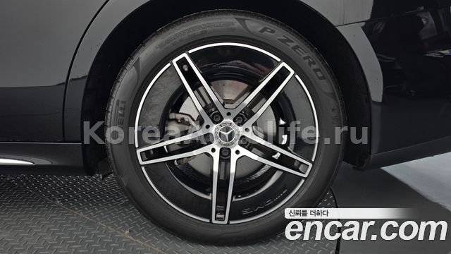 Mercedes-Benz E-класс W214 E300 4MATIC 2025