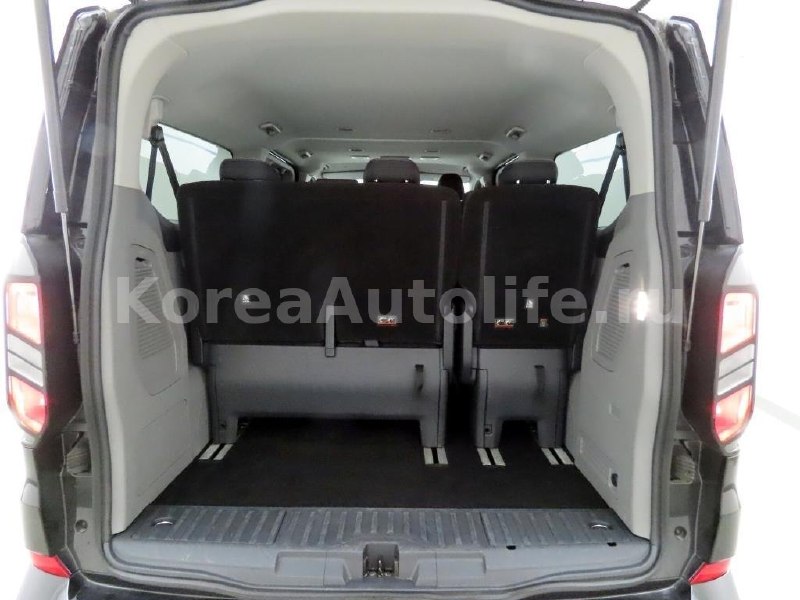 Ford Tourneo Custom 2.0 Aut 2025