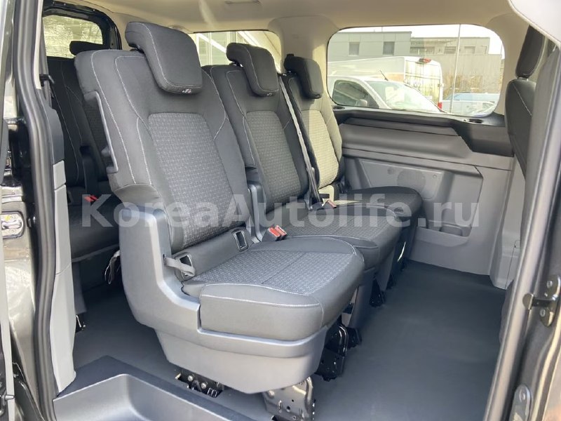 Ford Transit Custom Kombi 2.0 2026