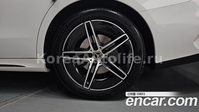 Mercedes-Benz E-класс W214 E300 4MATIC 2024