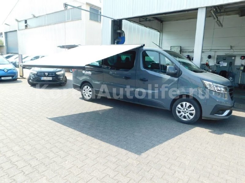 Renault Trafic III Grand 2022