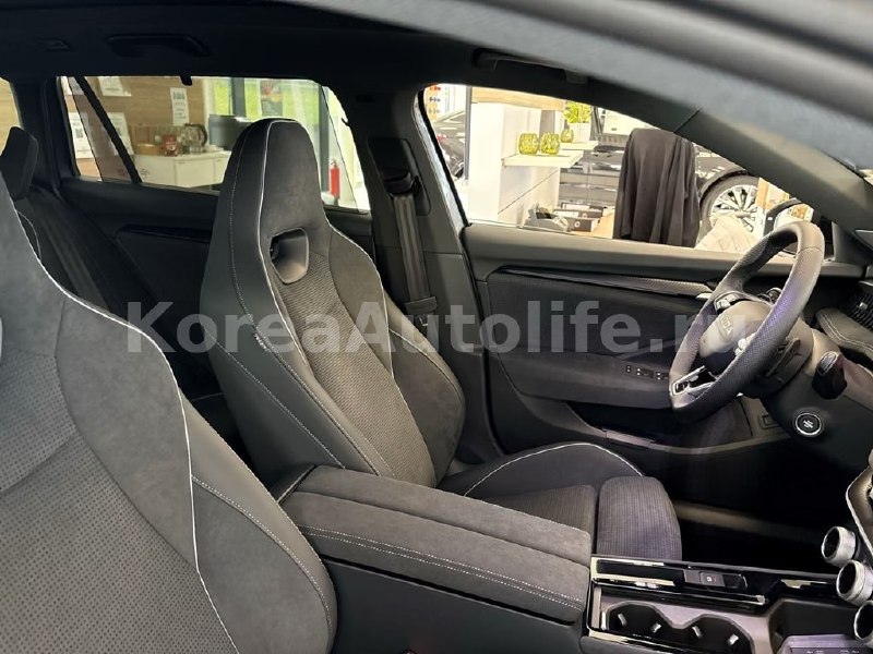 Skoda Superb Combi Sportline 2.0 2026