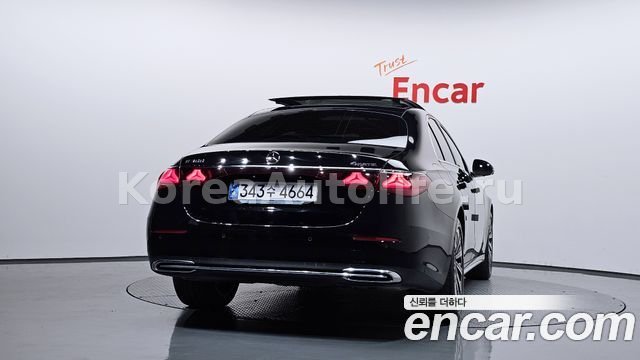 Mercedes-Benz E-класс W214 E300 4MATIC 2024