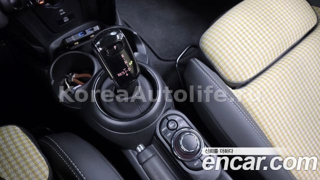 MINI Cooper 5Door Resolute 2022