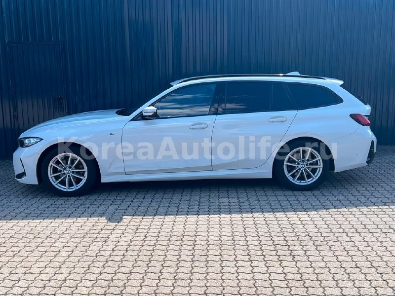 BMW 318 i Touring M 2025