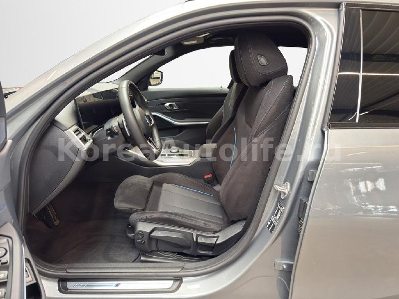 BMW 318 i Touring M 2025