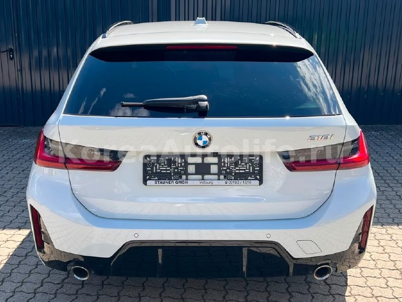 BMW 318 i Touring M 2025