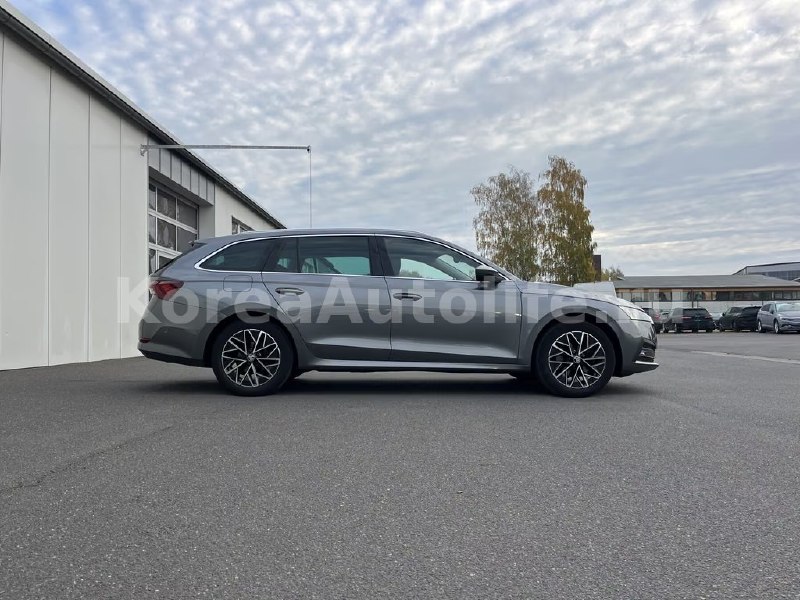 Skoda Octavia Combi 2.0 TDI 2024