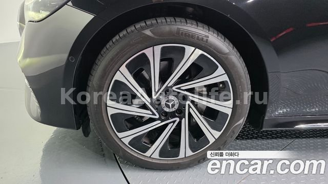 Mercedes-Benz E-класс W214 E300 4MATIC 2025