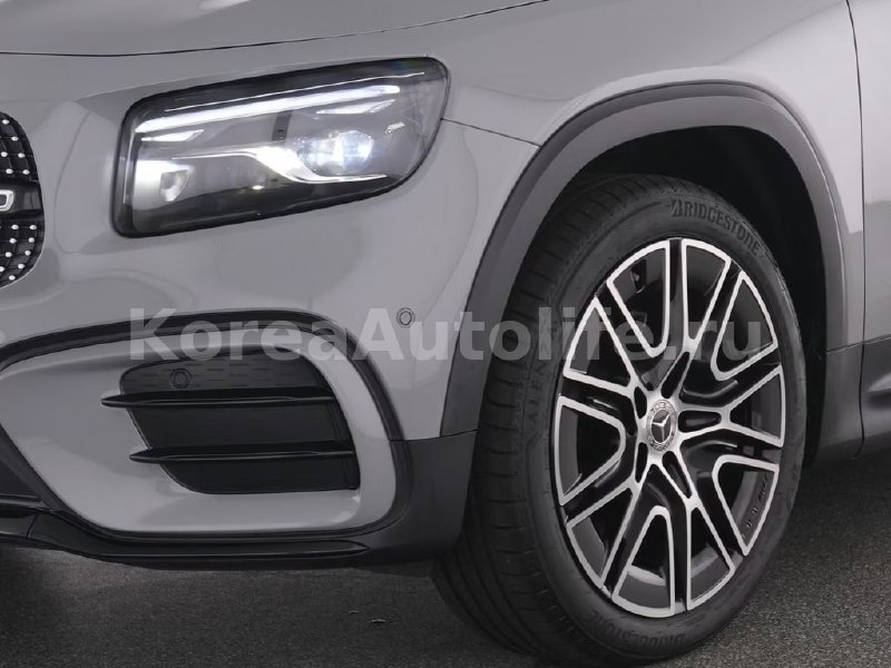 Mercedes-Benz GLB 200 d 4M 2025