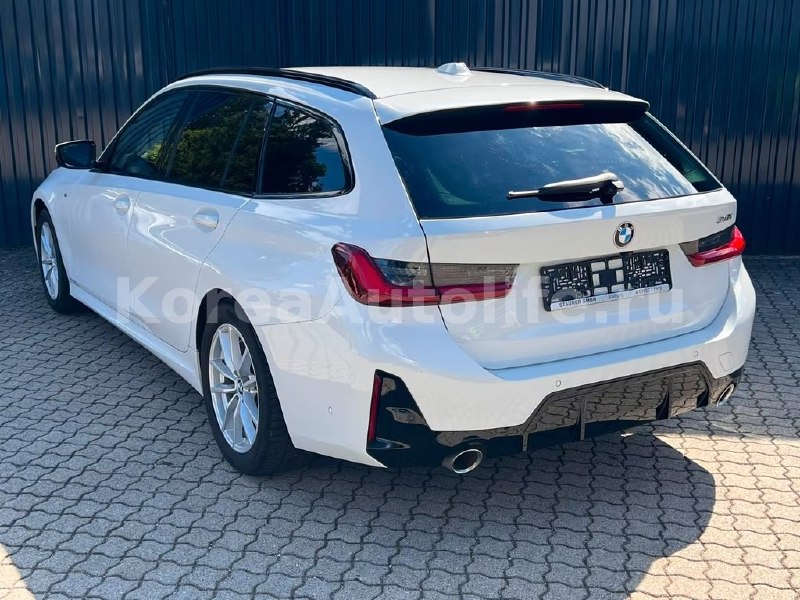 BMW 318 i Touring M 2025